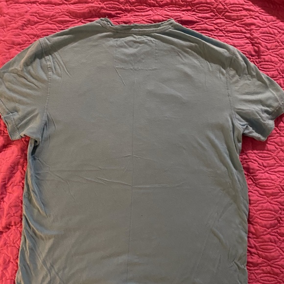 Guess shirt size Large - Picture 3 of 4